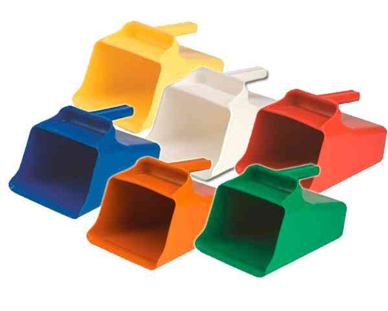 Vikan 128 oz. Mega Scoop